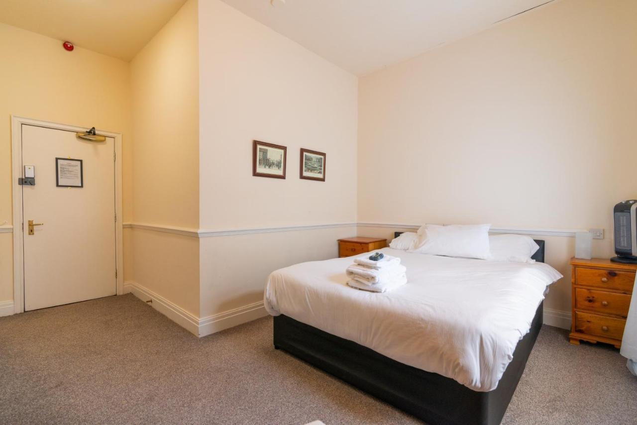 Old Trafford Stadium Hotel Селфорд Екстер'єр фото