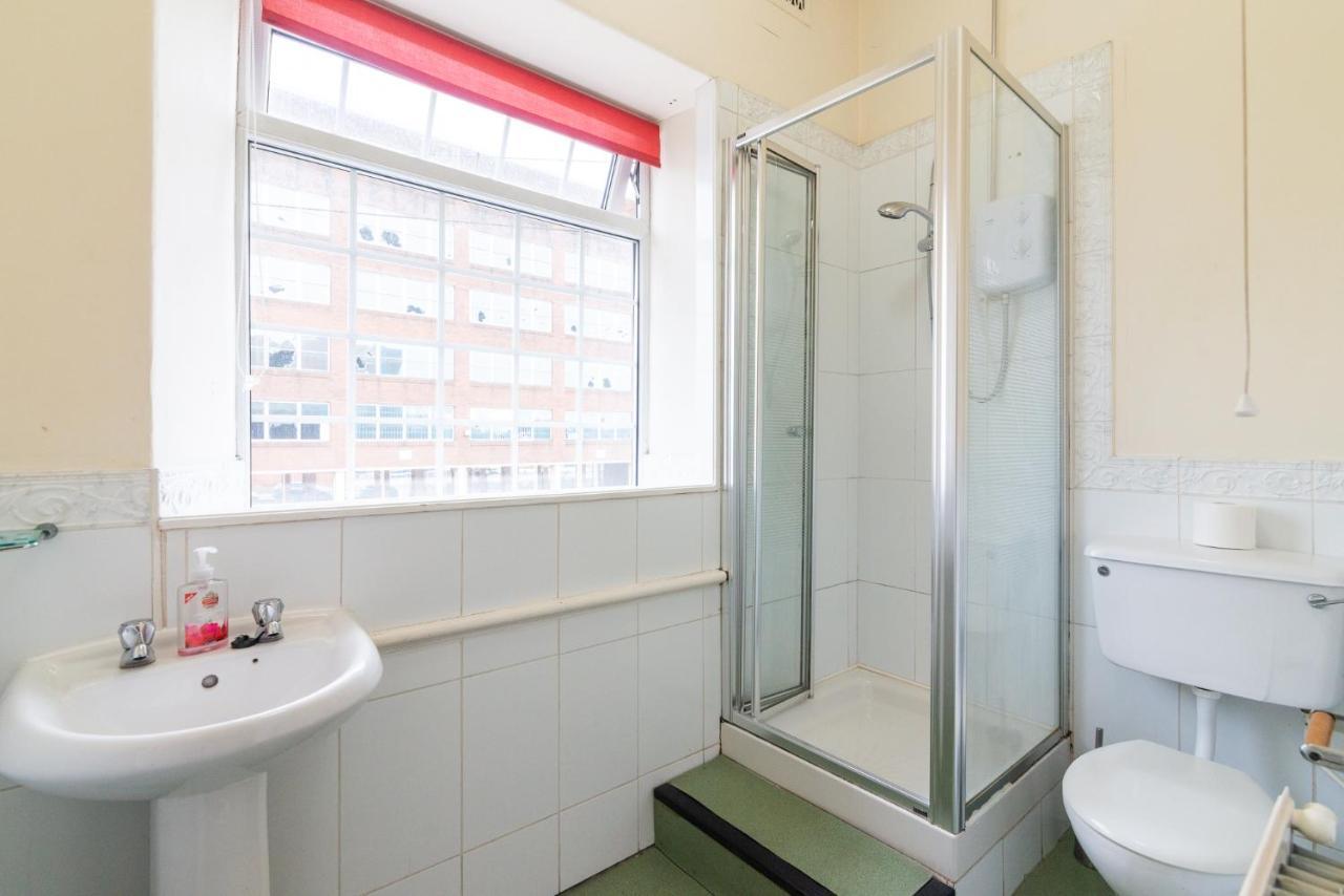 Old Trafford Stadium Hotel Селфорд Екстер'єр фото