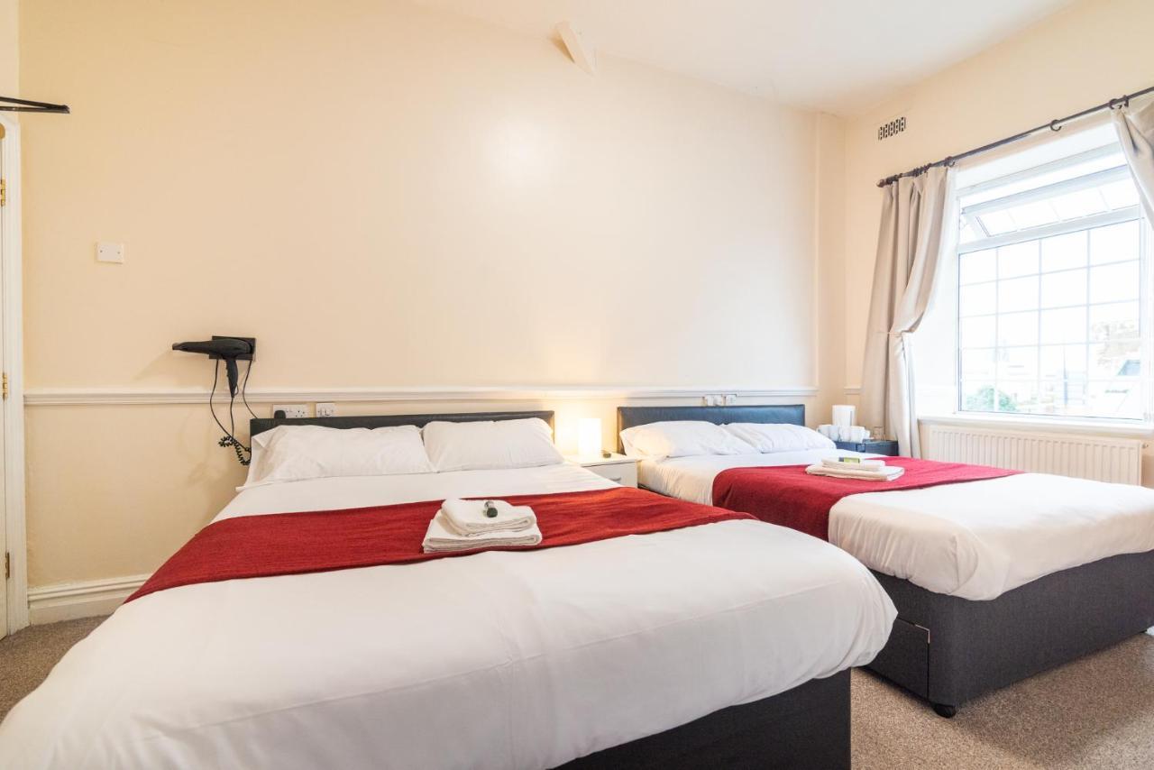 Old Trafford Stadium Hotel Селфорд Екстер'єр фото